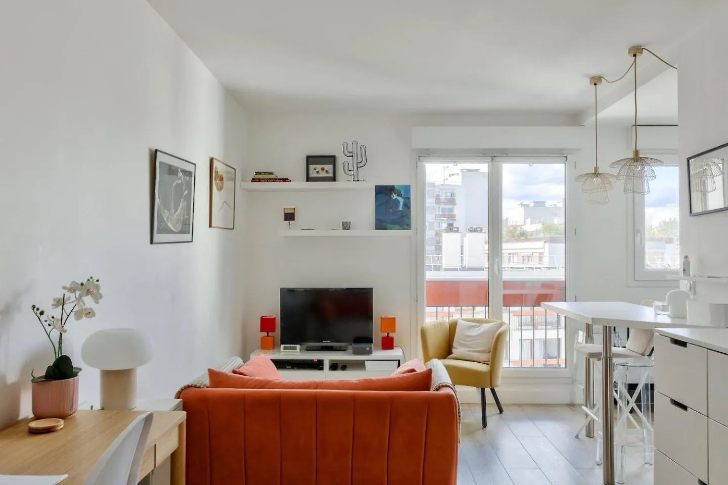 Bel A 5 Min A Pied De La Station De Metro Apartment *